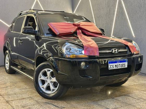 HYUNDAI TUCSON 2.0 MPFI GLS 16V 143CV 2WD FLEX 4P AUTOMÁTICO HYUNDAI TUCSON 2.0 MPFI GLS 16V 143CV 2WD FLEX 4P AUTOMÁTICO